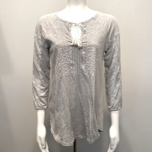 Lucky Brand Gray 3/4 Sleeve Top with Tie Front Size M